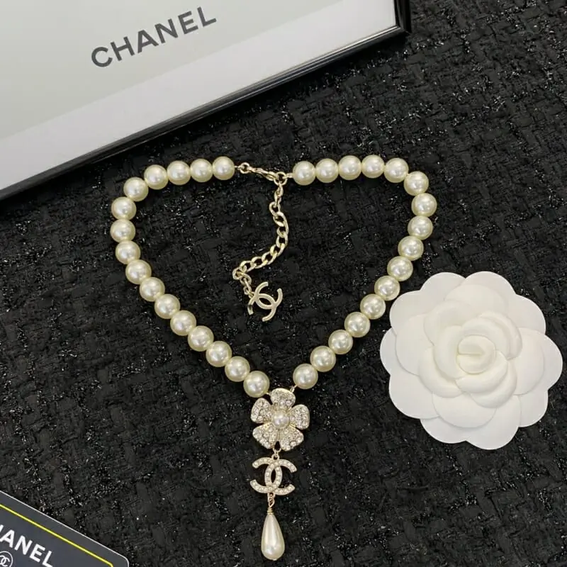 chanel collier pour femme s_121a535